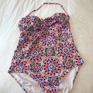 One piece swimsuit size XL